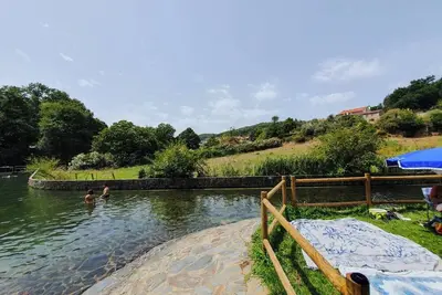 Image de For Those Looking for Peace, Silence and Contact With Nature