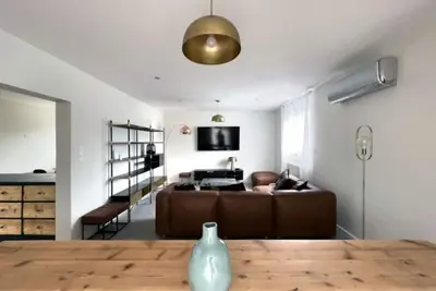 Image de Maison 9 chambres, 15 personnes