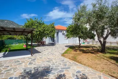 Image de Aethra House in Agria Volou