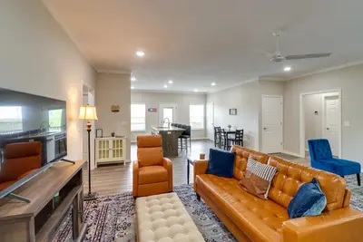 Image de Quaint Harrison Home 2 Mi to Downtown!