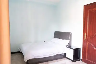 Image de Specious apartment offers accommodations right in the heart of Addis!