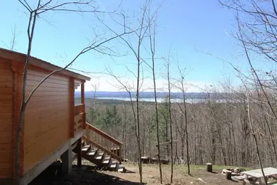 Image de Trackers Cabin, Very Private, Hike In, No Neighbors, Pet Friendly