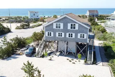 Image de Surf House - Charlestown Beach