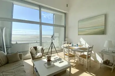 Image de Les Pieds dans l\\'Eau, vue sur la baie pour 6 pers