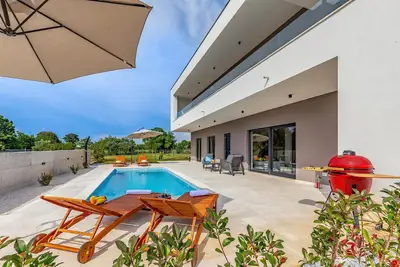 Image de Superbe maison à Fazana avec WiFi