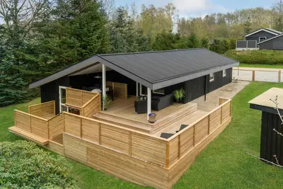 Image de Maison confortable Ă FĂĄrvang avec WiFi
