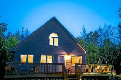 Image de Superb Tobermory Retreat w/ Ac, Wi-Fi, Ev Charger & Soothing Lake Sounds