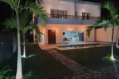 Image de A brand new villa on Paradise - 5 min. From beach!