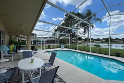 Image de Your Florida Oasis with an Int'l touch. \nNow accepting Snowbird reservations!