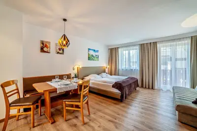 Image de Appartement 'Residence Alpina - Mono Nr. 3' avec vue sur les montagnes, balcon et Wi-Fi