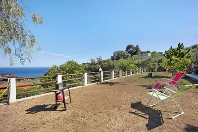 Image de Villa 'Casa Vacanza Sanaa' avec vue sur la mer, terrasse privée et Wi-Fi