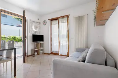 Image de Appartement 'Casa Segantini- Relax Patio 1' avec vue sur la montagne, Wi-Fi et climatisation