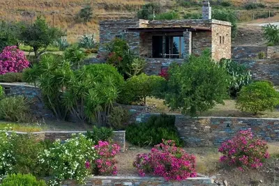Image de Stone cottage, 2 km from Karystos, 5 min walk from beach