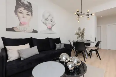 Image de Krucza 51 | Comfortable Apartment | Desk