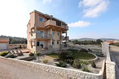 Image de Appartement de vacances Kukljica pour 1 - 4 personnes avec 2 chambres Ă coucher - Logement de vacanc