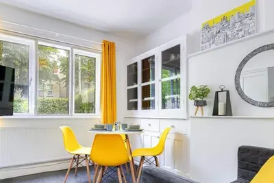 Image de Sca 6 Dbl Bedrooms! Park 3-4 Cars, Hs2, Nec, Digs