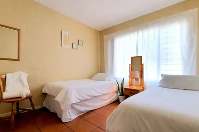 Image de Family Beach Escape: fully-equipped 6 sleeper