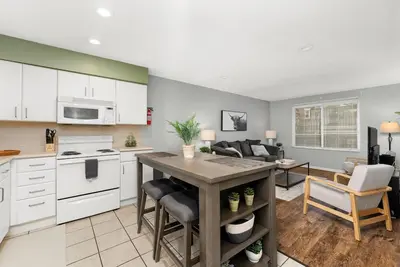 Image de Centrally located 2 Bed