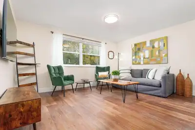 Image de Renovated 2 Bedroom- Walking Distance to Osu