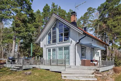 Image de Belle maison à Hällekis avec WiFi