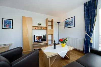 04 Schöne 2-raum-ferienwohnung mit Balkon - Appartementhaus mit Balkon im Ostseebad Göhren