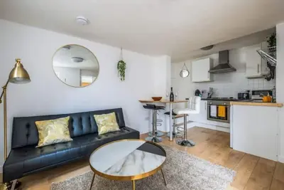 Image de Cosy Flat in Free Parking Area