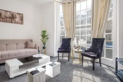 Image de Luxury, very central and spacious house
