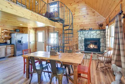 Image de Riverfront Rumney Vacation Rental w/ Fire Pit!