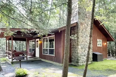 Image de Charming 2 Bedroom Cabin in the Poconos on Private Resort