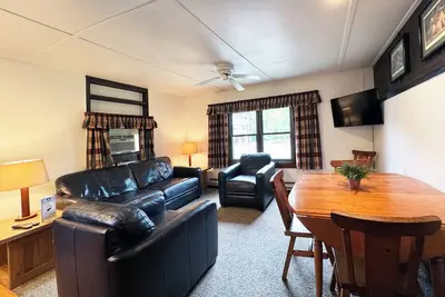 Image de Charming Cottage on Private Resort in the Poconos