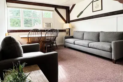 Image de Poconos Rustic 2br in the Poconos on Private Resort