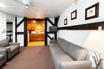 Image de Poconos Rustic 1br in the Poconos on Private Resort