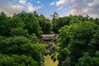 Aloha Sapphire Hideaway