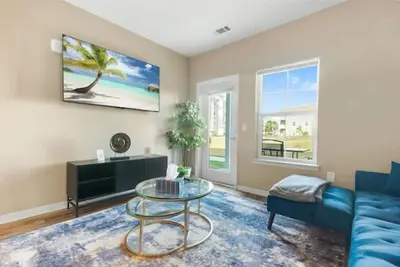 Image de Chic 2 Bd/2 Ba Condo: Serene Escape in Melbourne