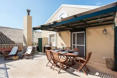 Image de Corfu Town Townhouse | 3 Bedroom | Arieni House | Stunning Sea Views | Walking Distance to Centre