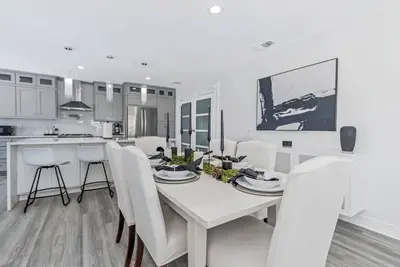 Image de Walk to Bucs Stadium, Cozy Tampa Home Near Downtown & Airport