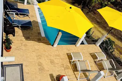 Image de Casa de Yolo, gated community in Roatan Coral Views Ocean views & Private Pool!
