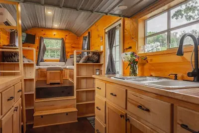 Image de Pondside TinyHome near Grayson Highlands Fees Incl
