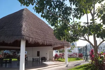 Image de Cozy Connected house in private residence