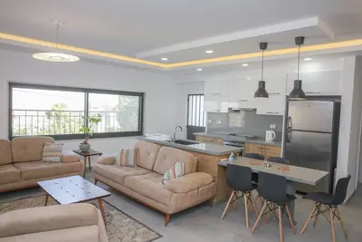 Image de New Contemporary Luxury Apartment. Minutes from Nativity Church & Manger Square