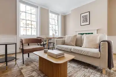 Image de Charming 2br in Wapping w/ City Views, by Blueground