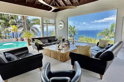 Image de Tropical Hilltop Luxury Private Villa with Pool including Butler.