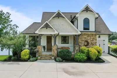 Image de Luxurious French Country Estate on Smith Lake- Flat yard, dock, fiber internet!