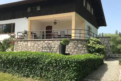 Image de Idyllisches Landhaus, 150qm, für bis zu 9 Personen mit Großem Garten