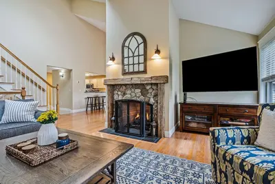 Image de Pristine Condo, Amazing Golf Views | Fox Hollow 8b