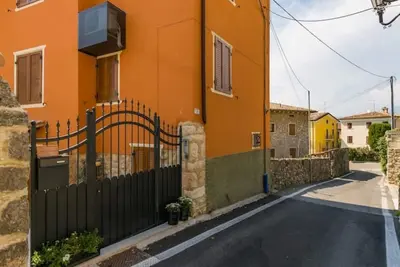 Image de Der Versteckte Garten mit Sauna!