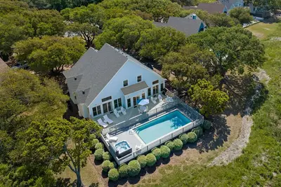 Image de Avoca Blue: Soundfront | Pool/Hot Tub | Pets Ok