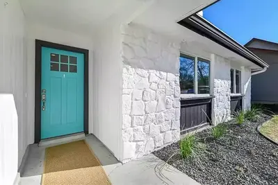 Image de Modern Smart Home - Central & Quiet Location!