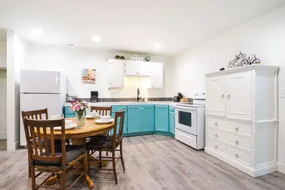 Image de Orem Vacation Rental Apartment Near Byu Campus!