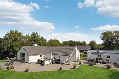 Image de Superbe maison à Hemmet avec sauna
